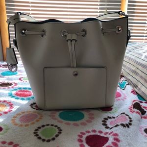 Michael Kors white bucket Pocket Book